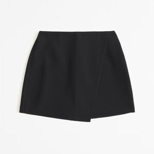 Abercrombie + Fitch Black Scarlett Skort